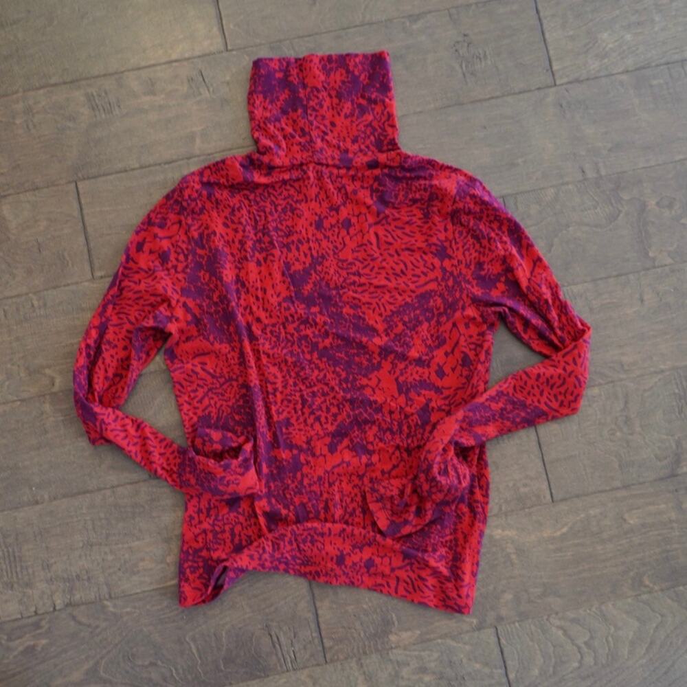 The Kit Long Sleeve Turtleneck Pullover Sweater Red Womens Size Medium